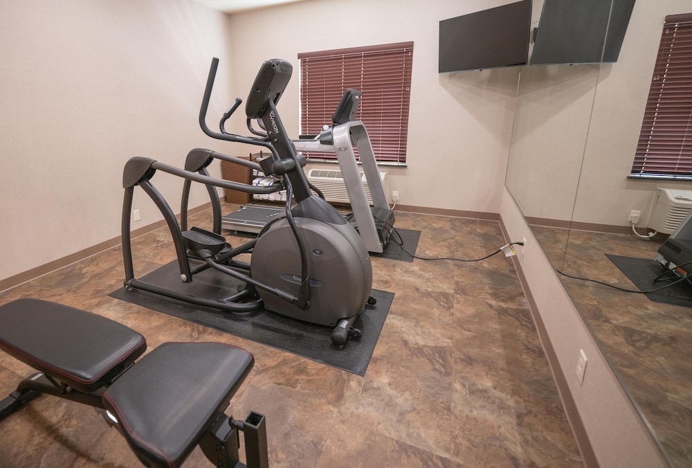 Cobblestone Hotel & Suites Lamar - photo 63