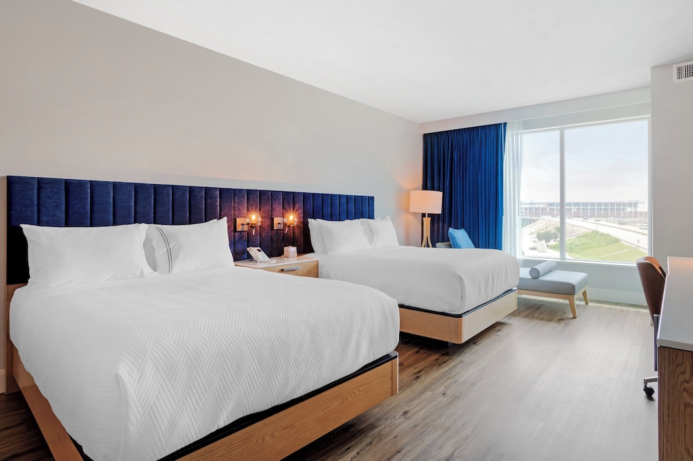 EVEN Hotel Waco University Area by IHG - photo 42