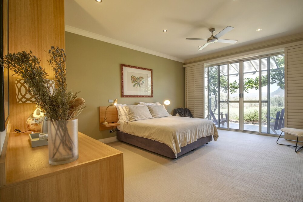 Belle Bois Capertee Valley — 4-Star Luxury Hotel in Lithgow, Australia