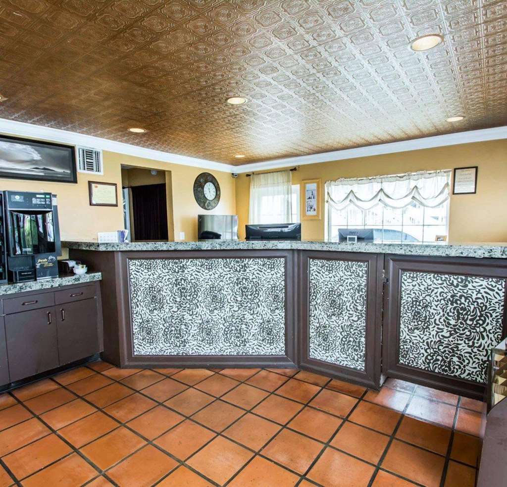 Econo Lodge Cocoa Beach near the Port - photo 5