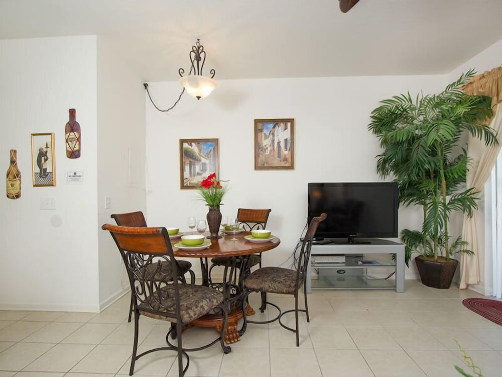 Ov2138 Windsor Hills Resort 3 Bed 2.5 Baths Townhome - photo 15