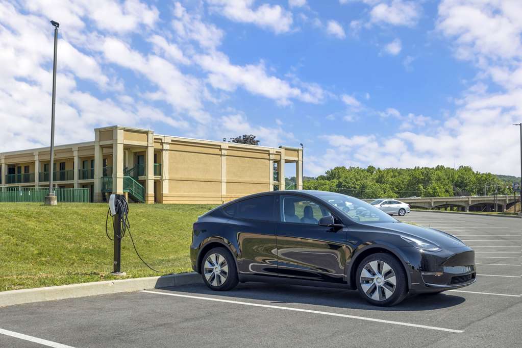 MainStay Suites North Central York in York, United States