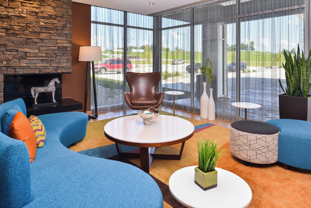 Fairfield Inn & Suites by Marriott St. Joseph - photo 2
