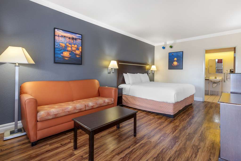 Best Western Anthony West El Paso - photo 22