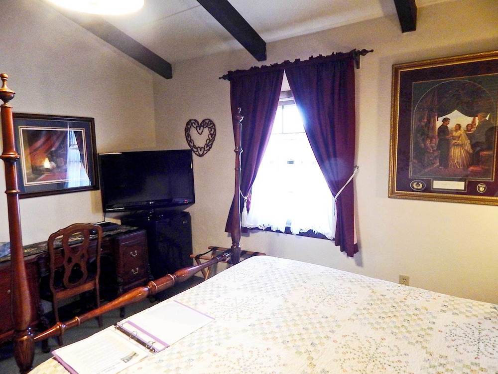 Battlefield Bed & Breakfast Inn - photo 20