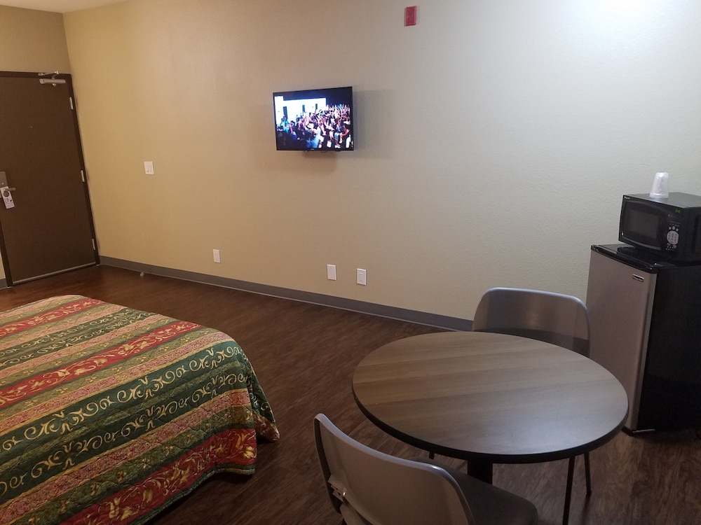 Travel Time Motel - photo 29