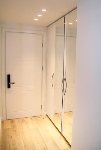Parilament on Rustaveli 4 rooms