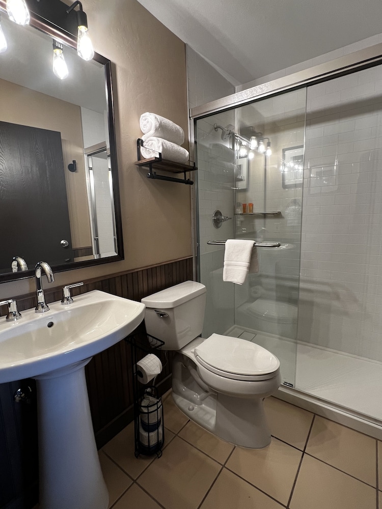 MTN Lodge Ridgway - photo 20