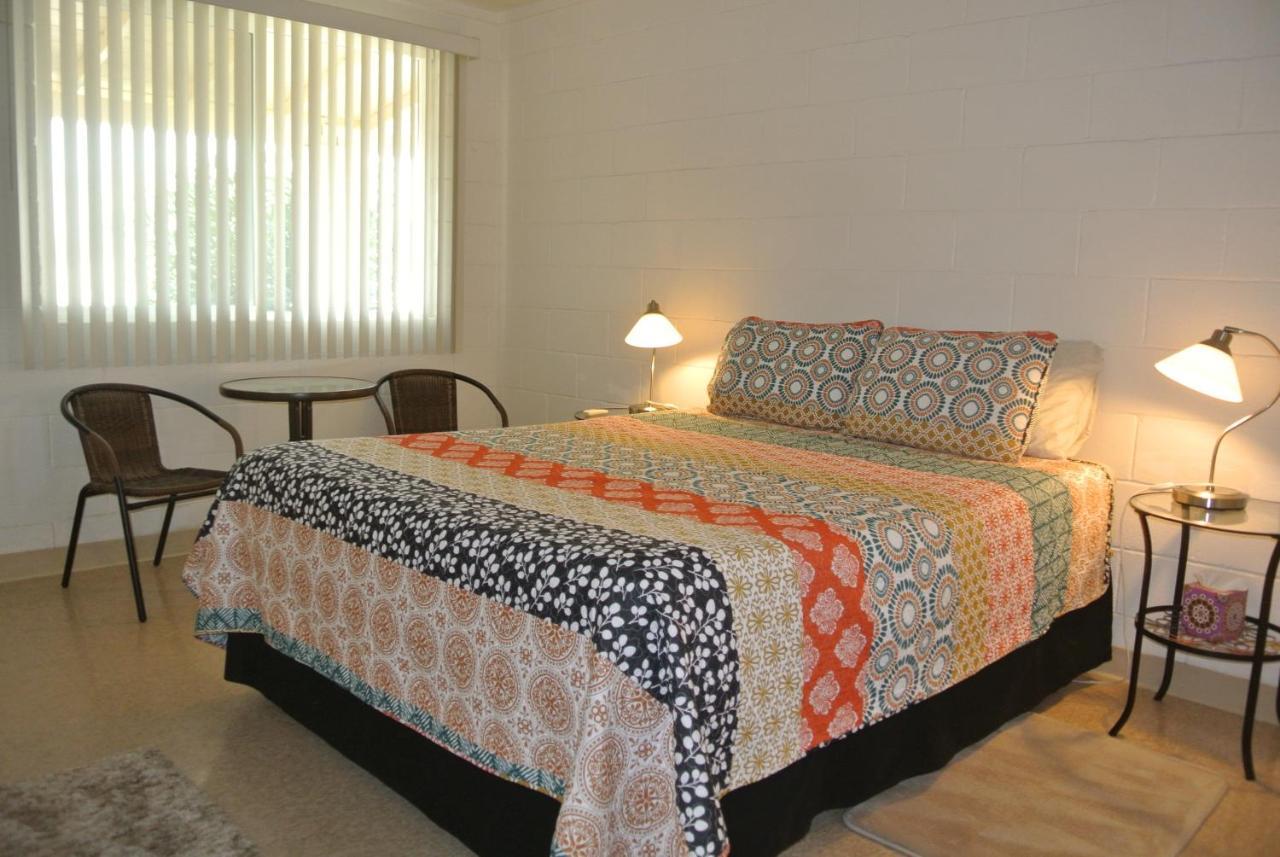 Borrego Springs Motel - photo 4
