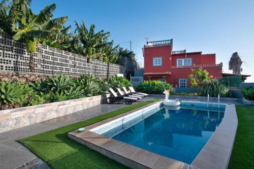 Los Lilos - carbon neutral hotel in Tijarafe