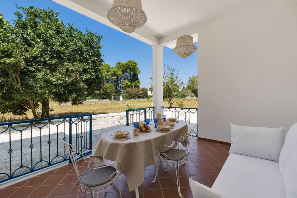 Le Due Querce - carbon neutral hotel in Collepasso