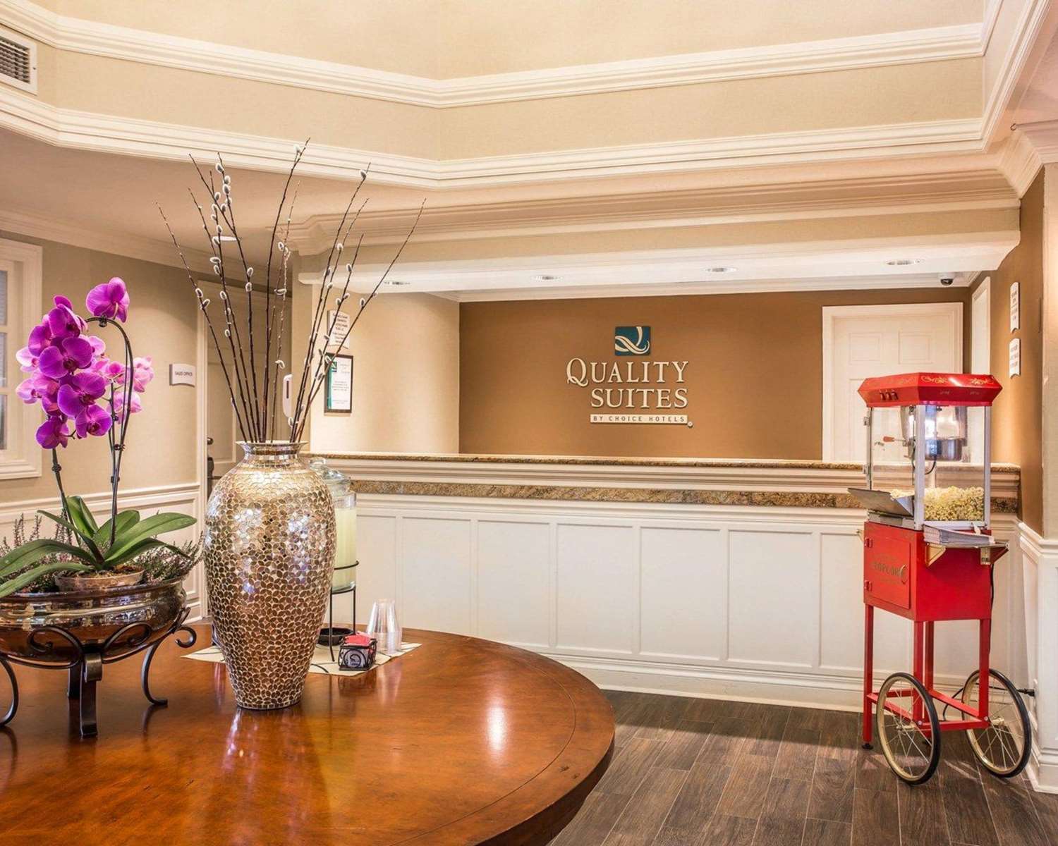 Quality Suites Buckhead Village - photo 15