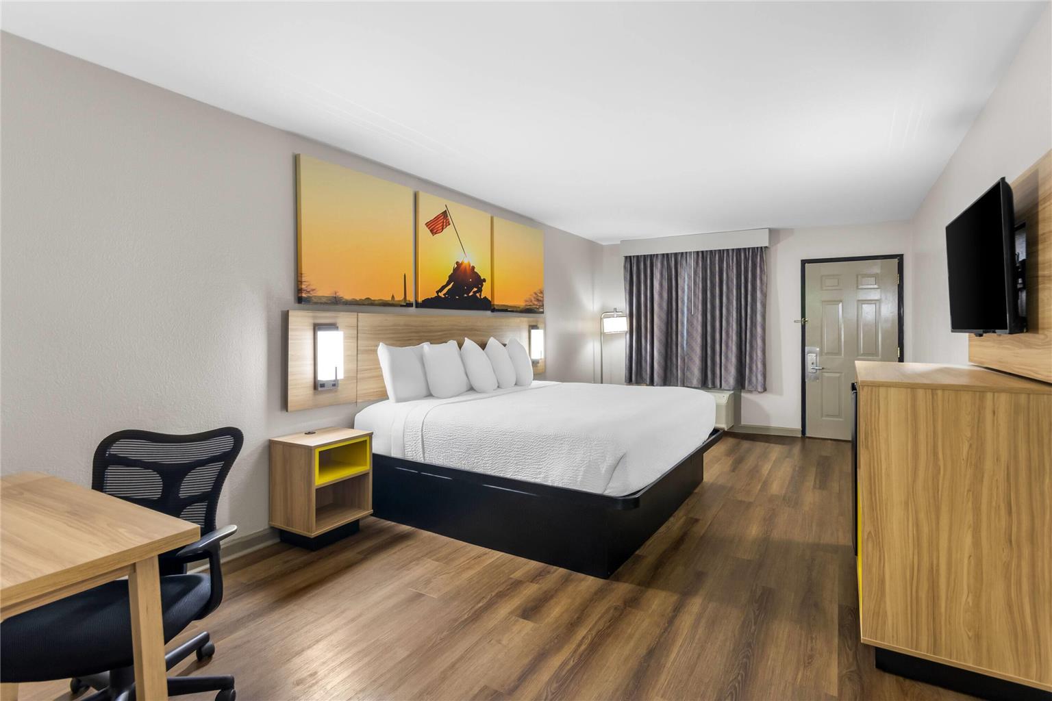 Days Inn by Wyndham Enterprise - photo 24