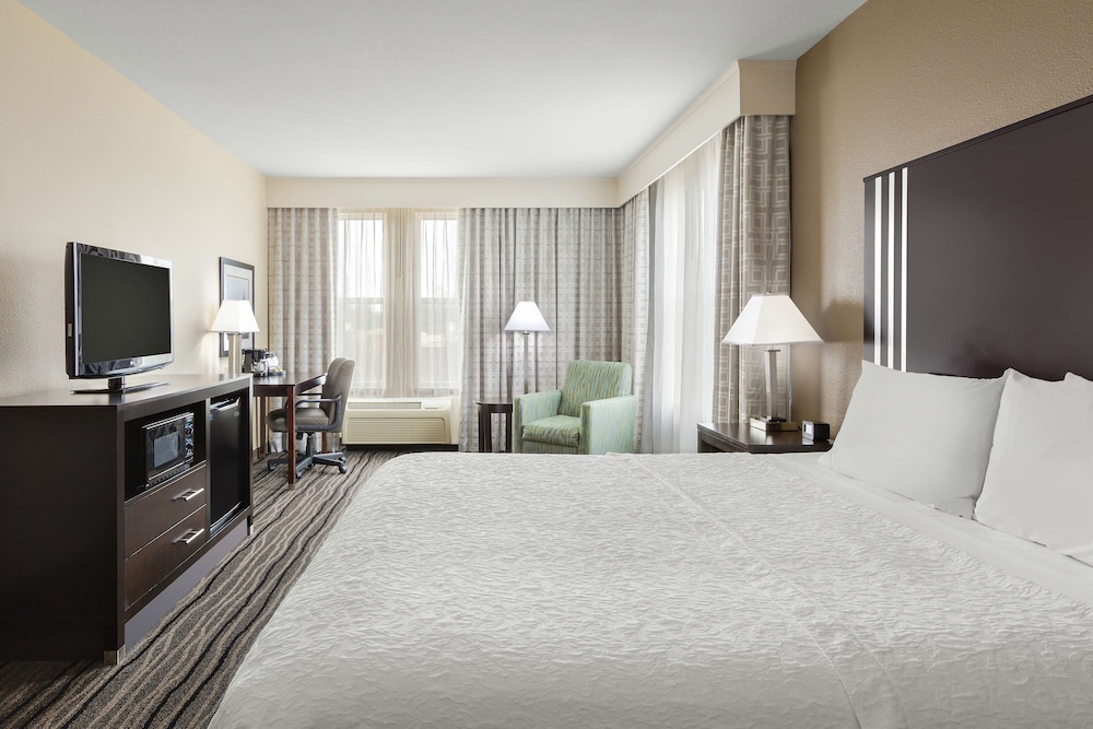 Hampton Inn & Suites Mountain View - photo 13