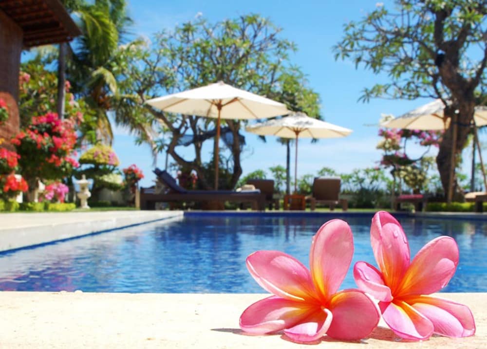 Frangipani Beach Hotel - last minute hotel in Bali