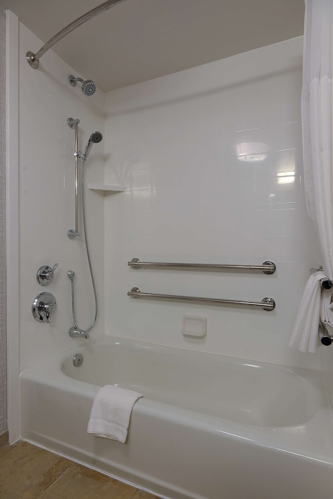 Hampton Inn & Suites ATL Six Flags - photo 23