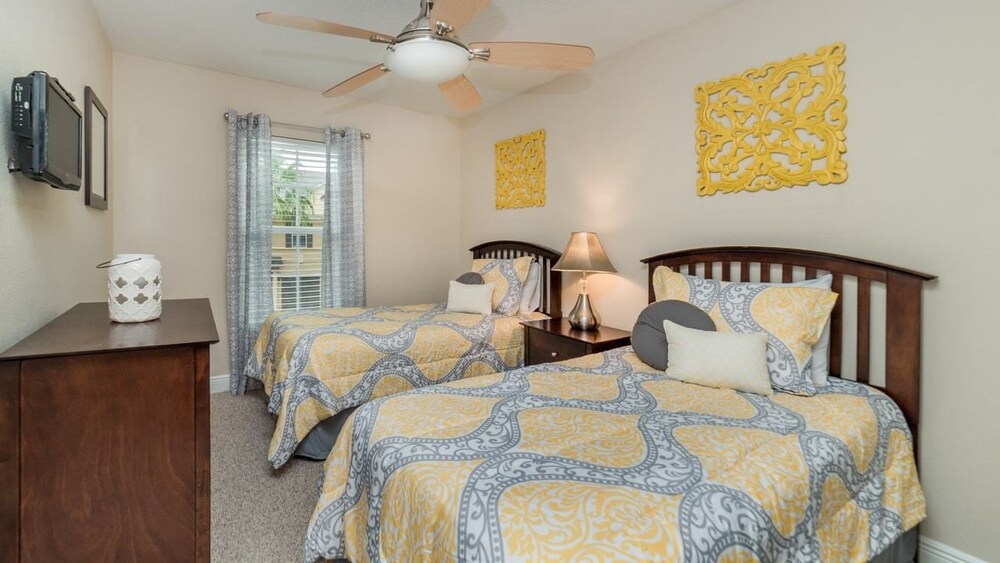 Enjoy Orlando With Us Reunion Resort Feature Packed Spacious 3 Beds 2 Baths Townhome 6 Miles To Disney - photo 7
