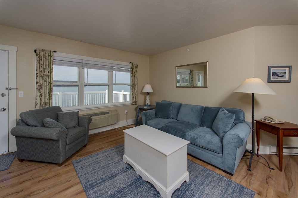 Edgewater Resort - photo 71