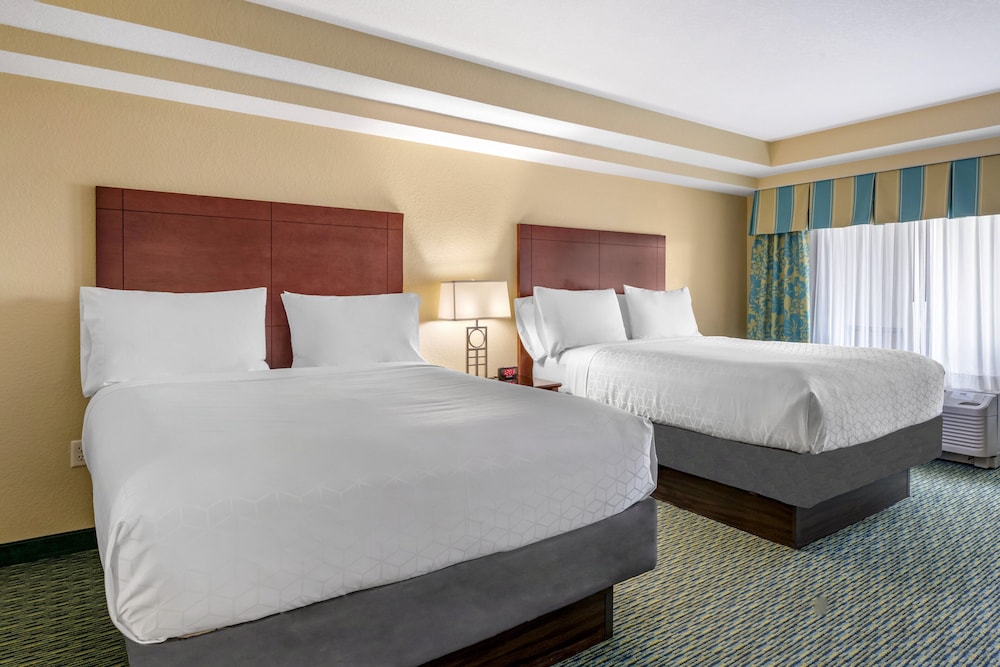Holiday Inn Resort Orlando Lake Buena Vista by IHG - photo 30