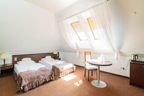 Hotel Pod Filarami — Czeladz — photo 5