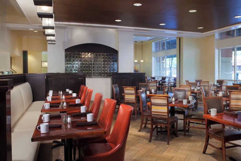 Houston Marriott Sugar Land - photo 39