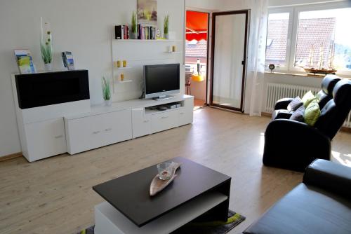 Ferienwohnung Lakewinds — 4-Star Luxury Hotel in Meersburg, Germany