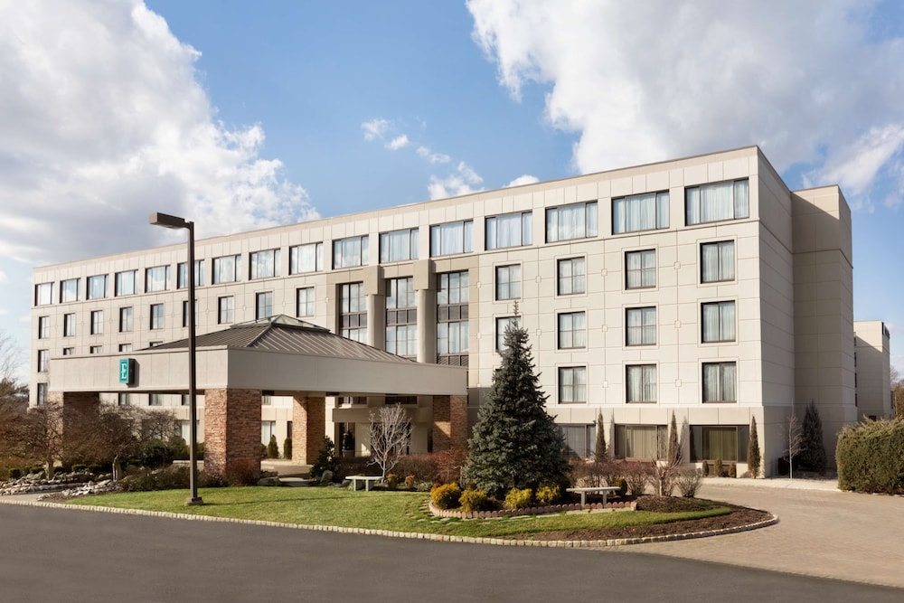 Embassy Suites by Hilton Piscataway Somerset - featured photo