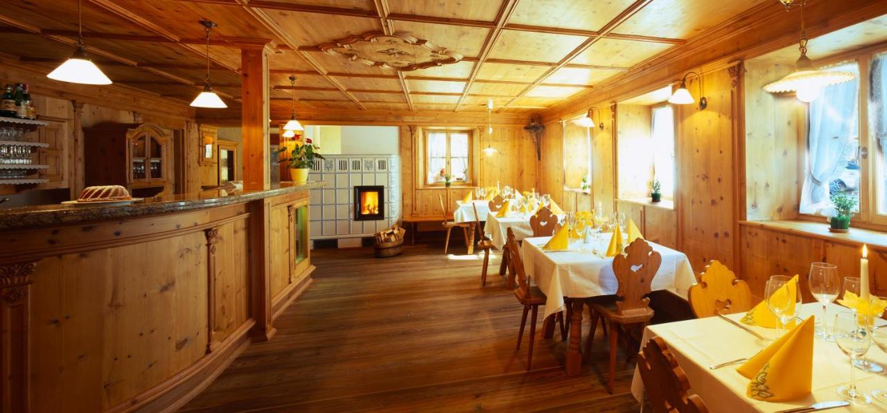 Gasthof Weisses Kreuz in Naturno, Italy