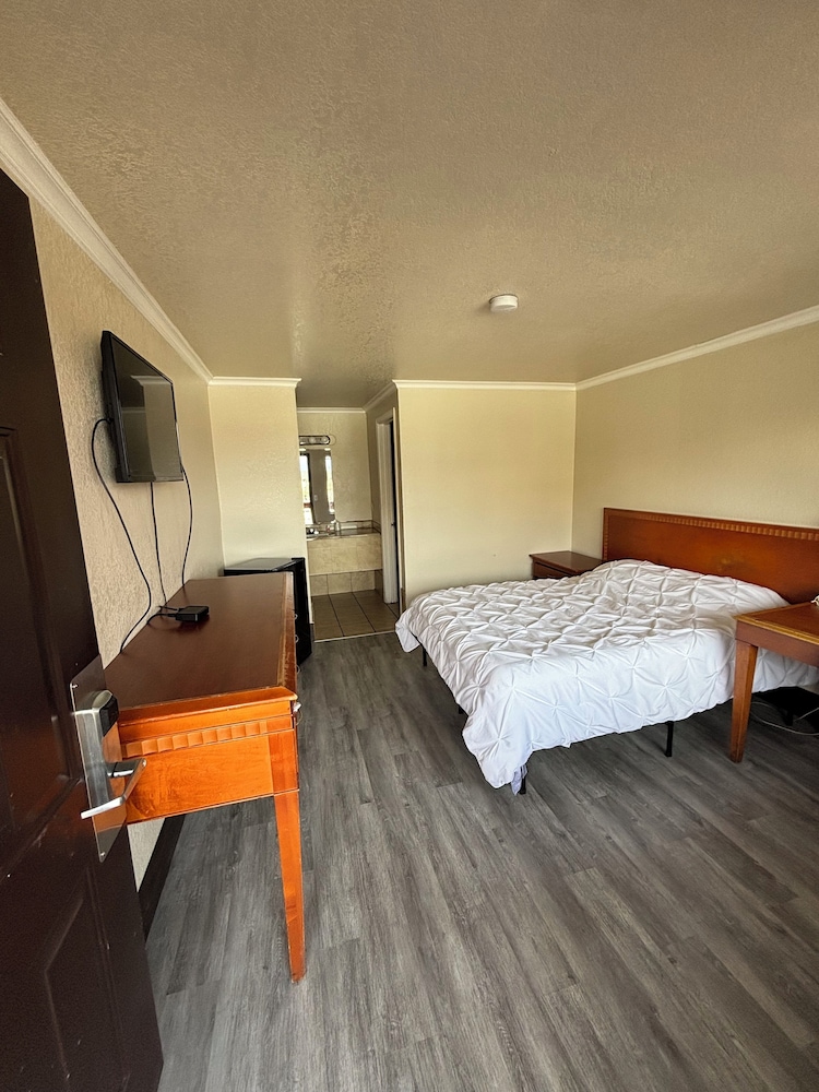 Jet Inn Motel - photo 6