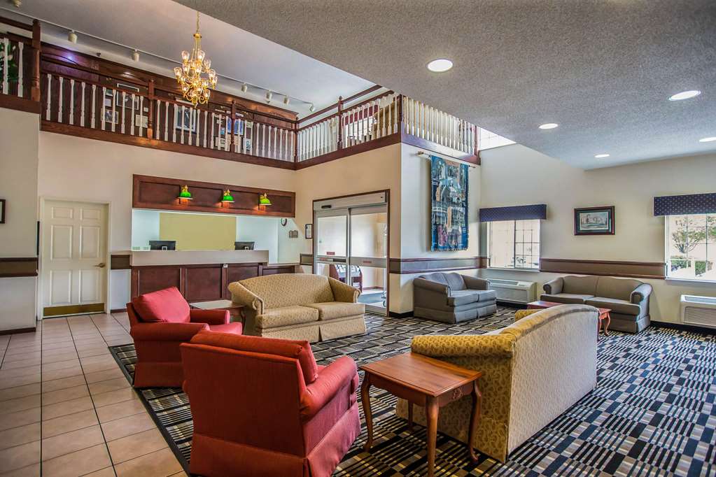 Quality Inn & Suites Dixon near I 88 - photo 3