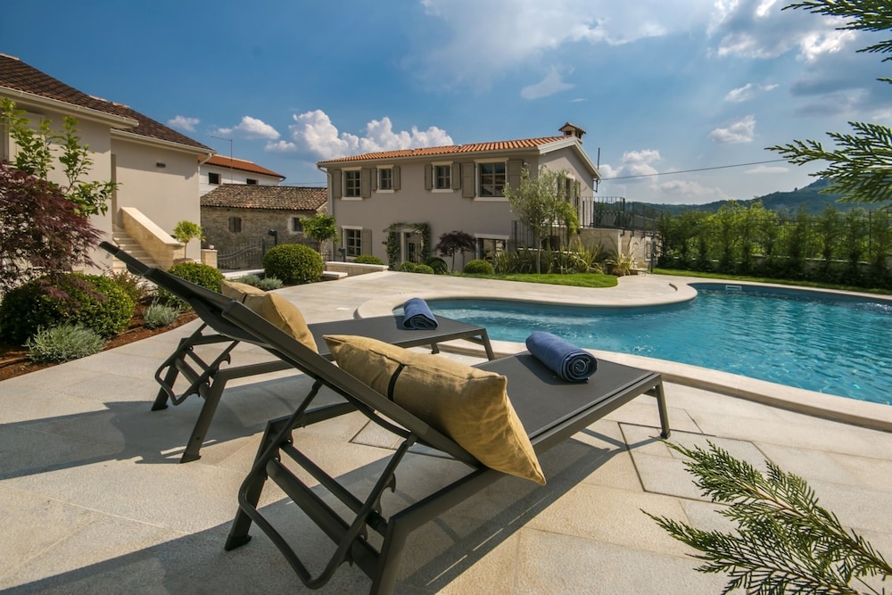 Villa Zita — 5-Star Luxury Hotel in Pican, Croatia