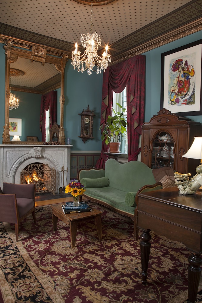 The Livingston Inn - photo 12