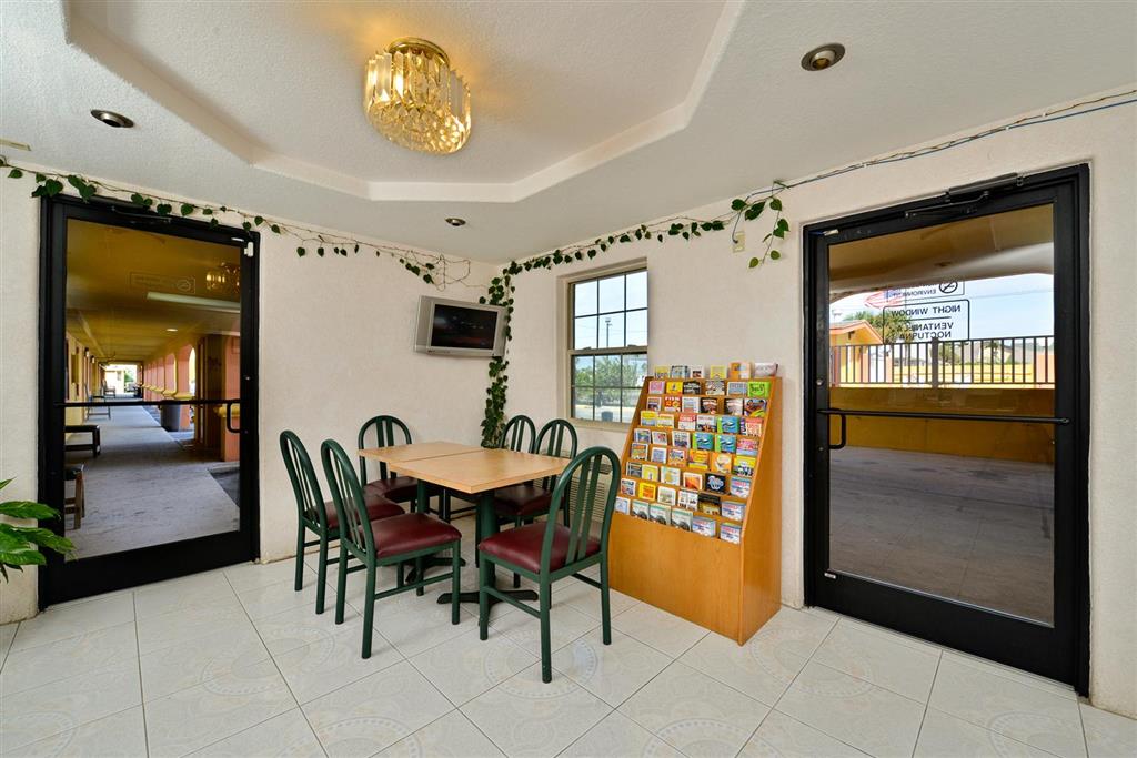 Americas Best Value Inn Port Aransas - photo 5