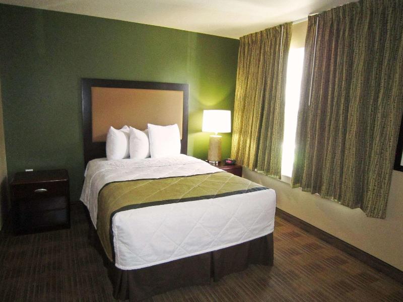 Extended Stay America Suites Kansas City Lenexa 87th St - photo 33