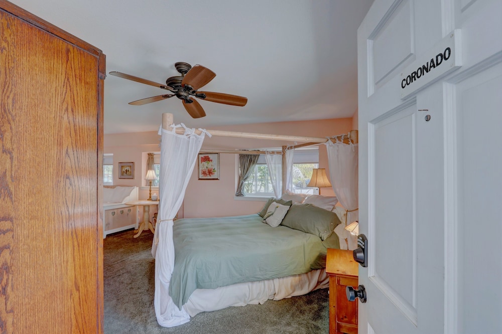 Pelican Cove Inn - photo 48