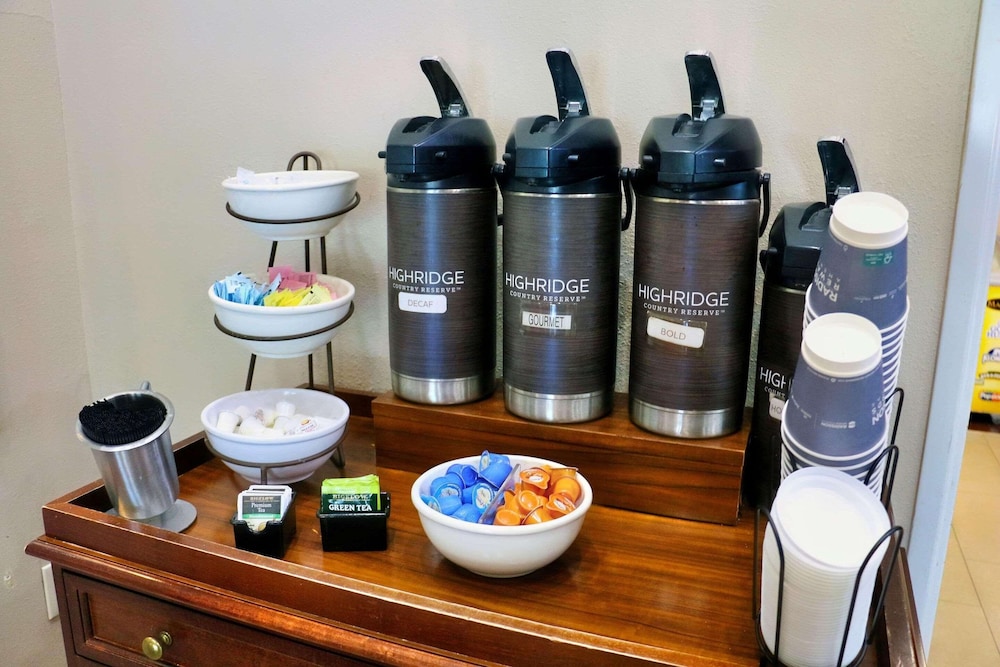 Country Inn & Suites by Radisson Savannah Gateway GA - photo 4