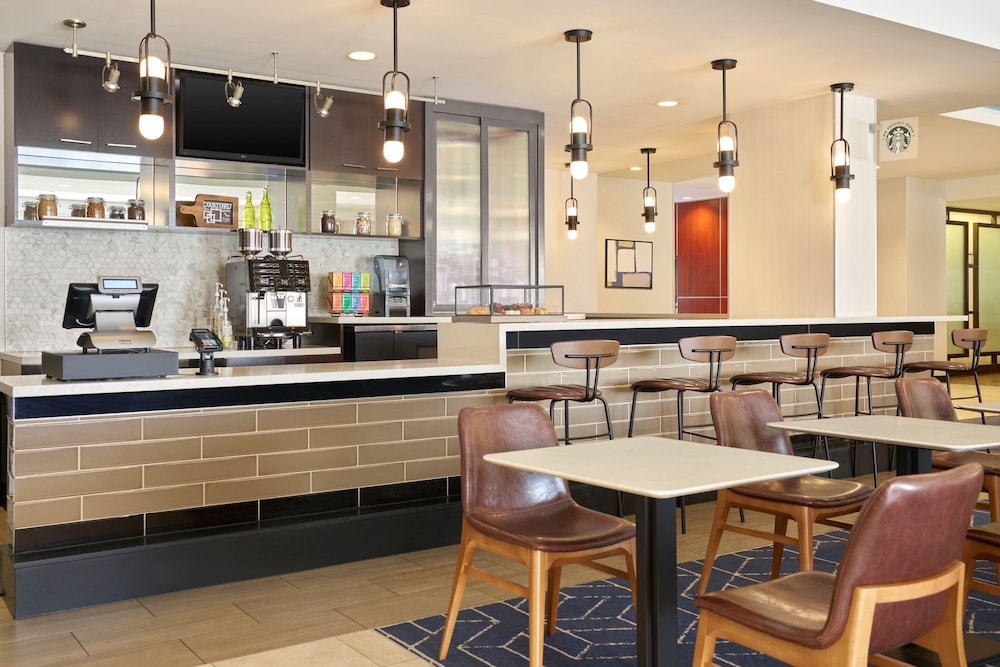 Courtyard by Marriott Culver City Los Angeles - photo 28