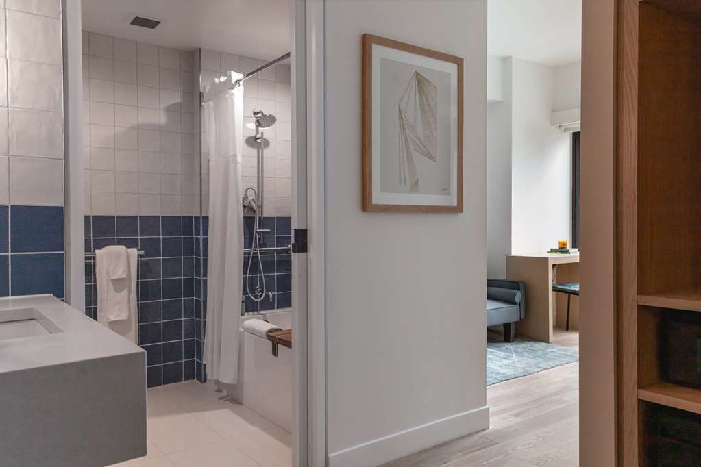 Arlo Soho - photo 34