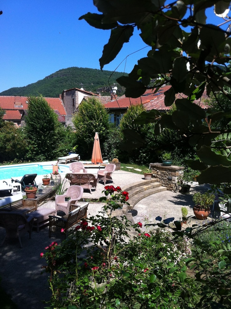 Hôtel les Raspes — Millau — photo 2