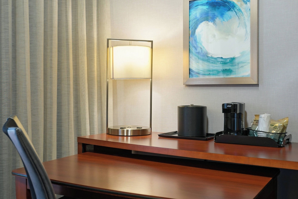Courtyard by Marriott Old Town - photo 15