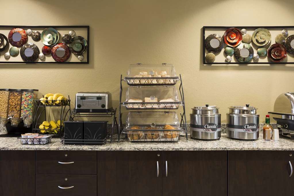 Microtel Inn & Suites by Wyndham Carrollton - photo 13