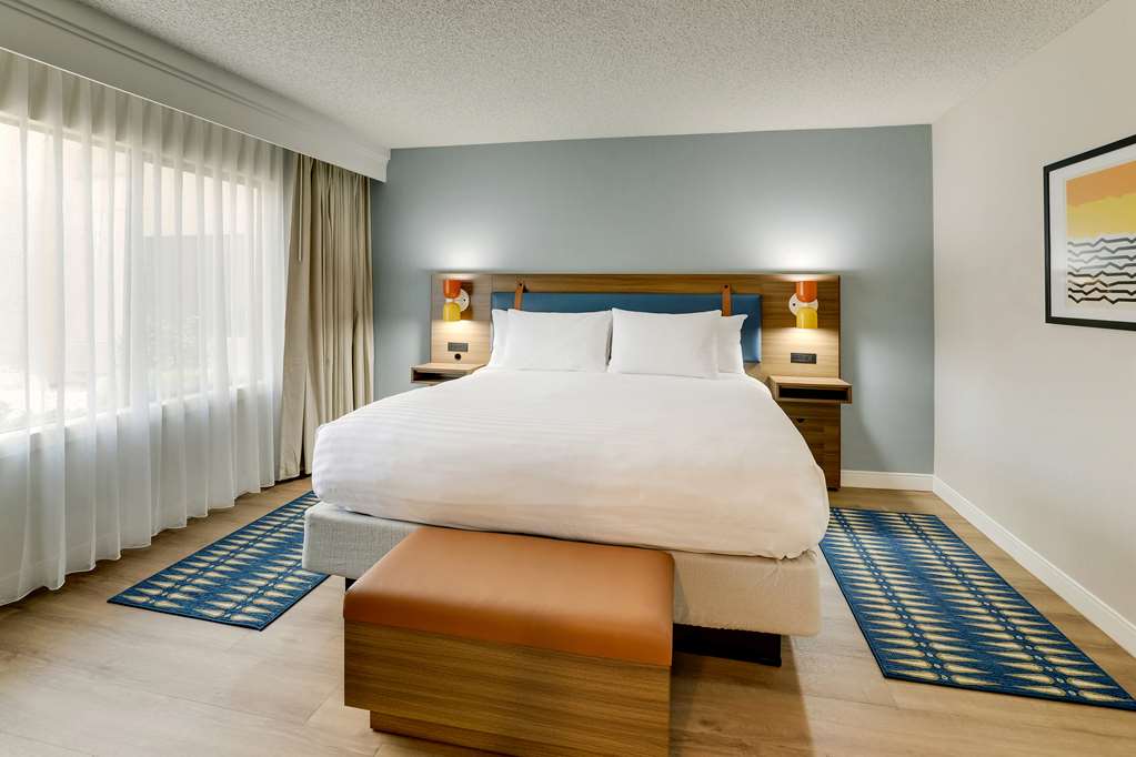 Sonesta Select Scottsdale at Mayo Clinic Campus - photo 54