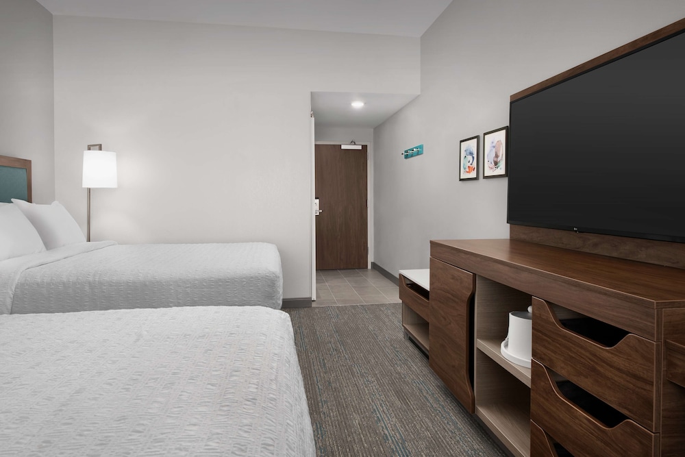 Hampton Inn by Hilton Orlando Southeast Nona - photo 9