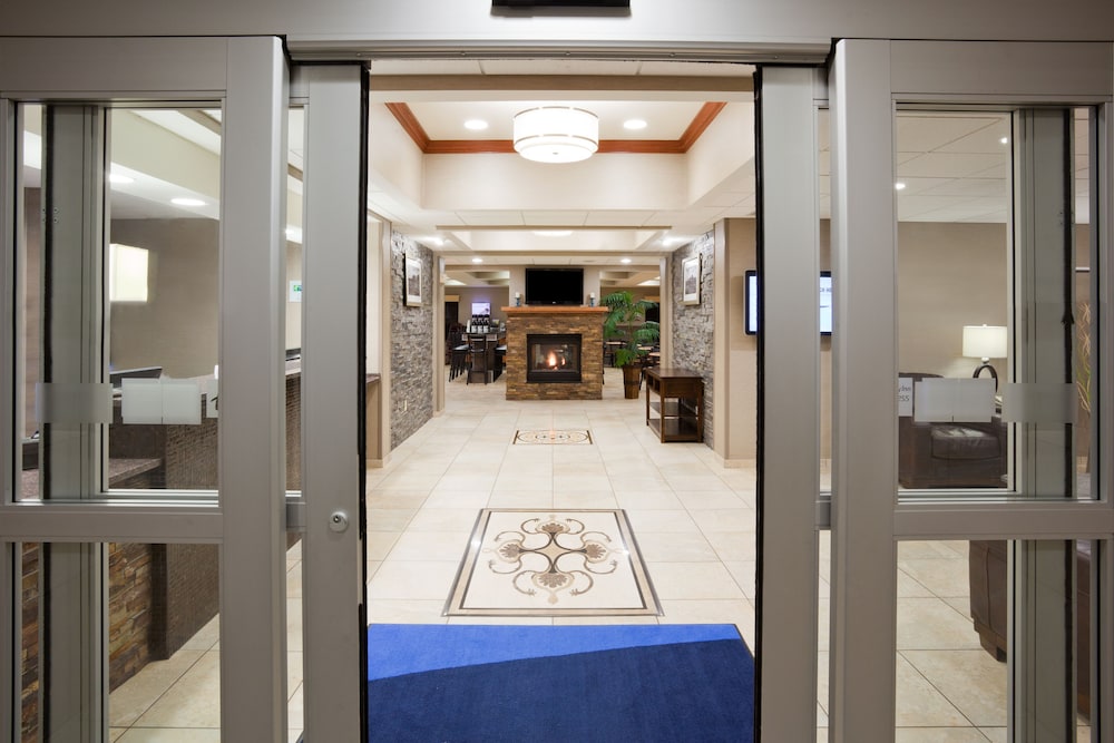 Holiday Inn Express & Suites Aberdeen by IHG - photo 52