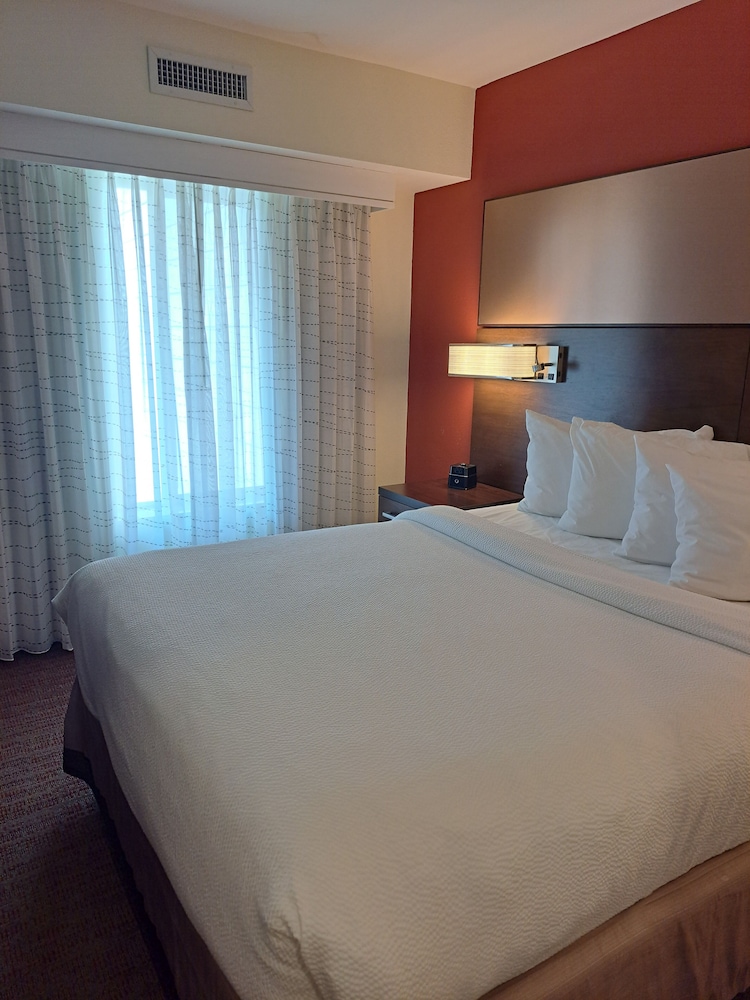 Residence Inn Columbia West Lexington - photo 10
