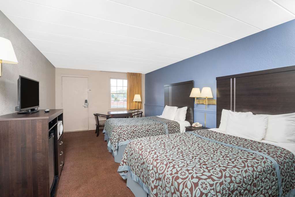 Days Inn by Wyndham Lincolnton - photo 10