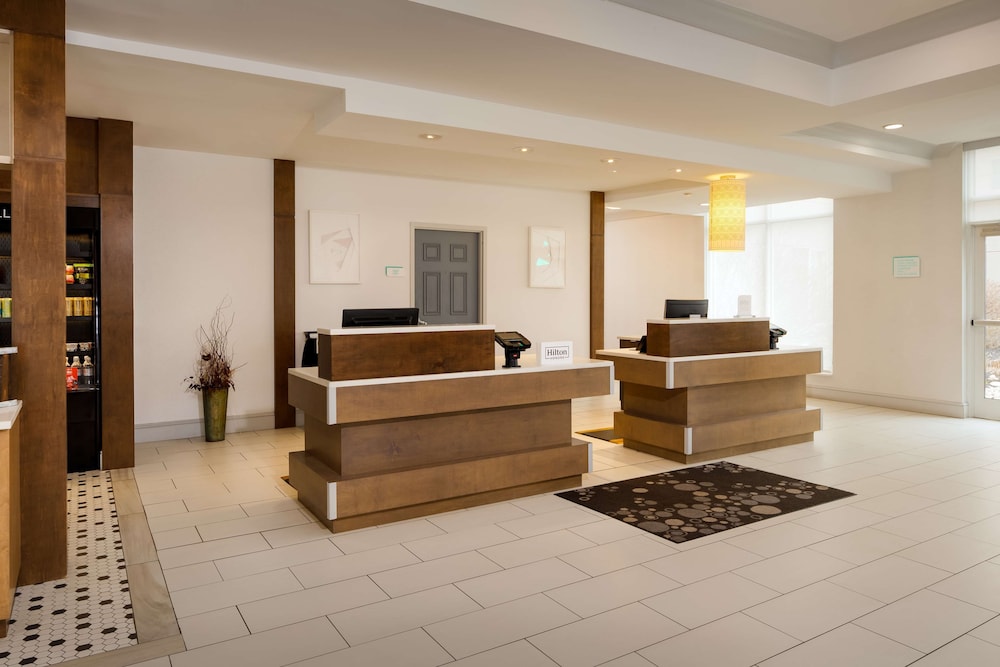 Hilton Garden Inn Cincinnati Blue Ash - photo 6