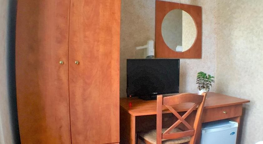 Orfeas Hotel — Mytilene — photo 2