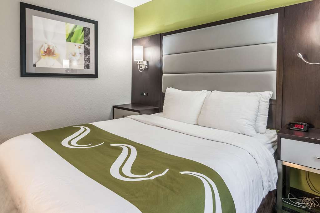 Quality Inn Grove City Columbus South - photo 13