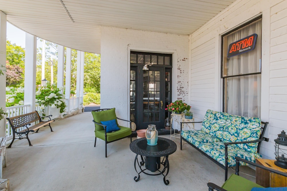 Historic Hotel Broadalbin - photo 85